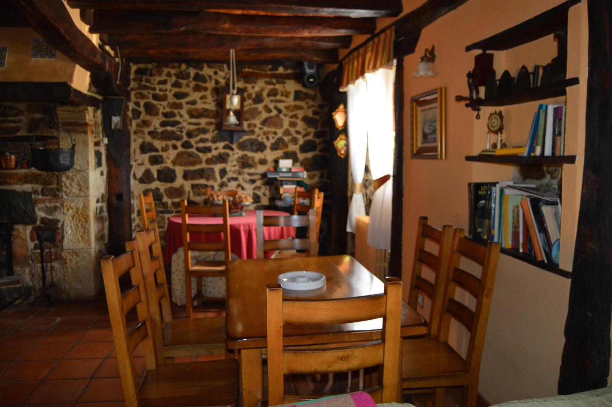 Gasthaus Casa Simon Cervera De Pisuerga Exterior foto