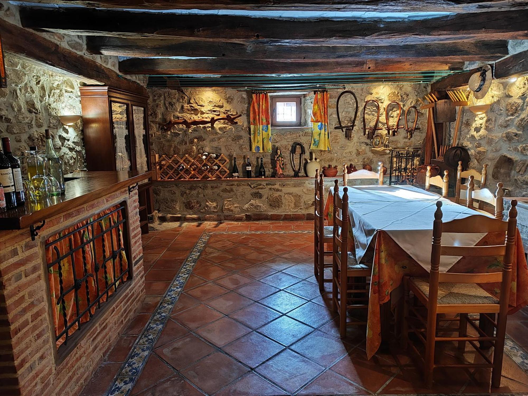 Gasthaus Casa Simon Cervera De Pisuerga Exterior foto