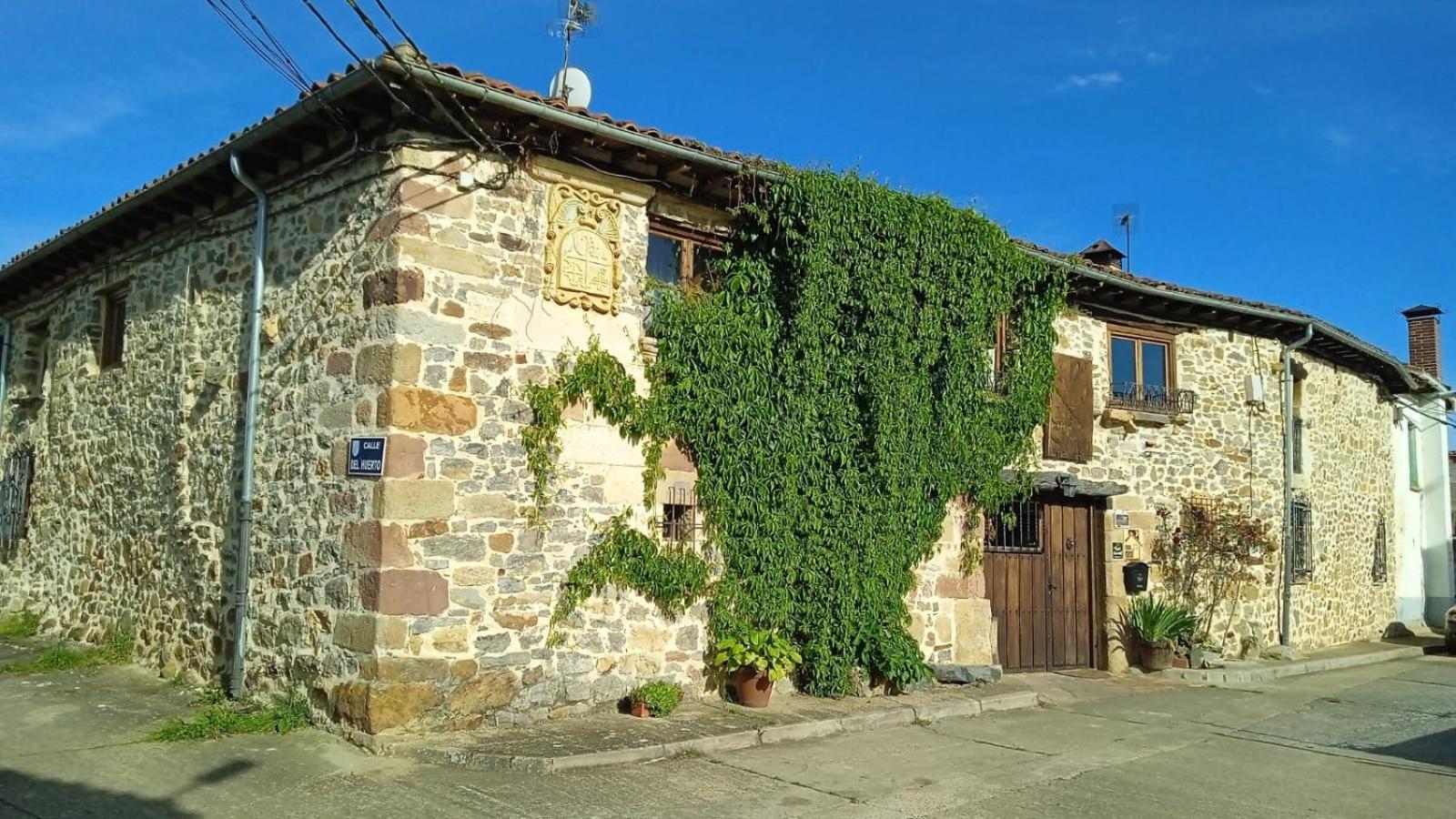Gasthaus Casa Simon Cervera De Pisuerga Exterior foto