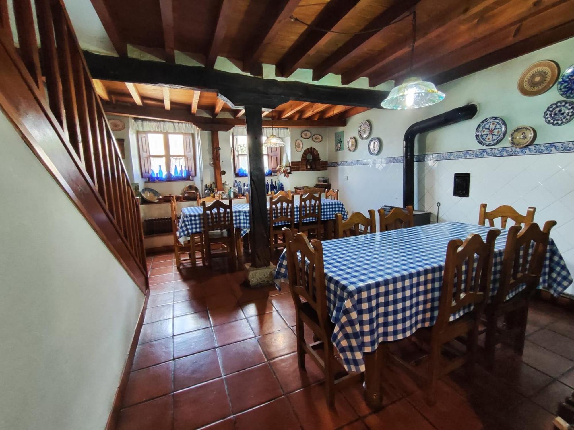 Gasthaus Casa Simon Cervera De Pisuerga Exterior foto