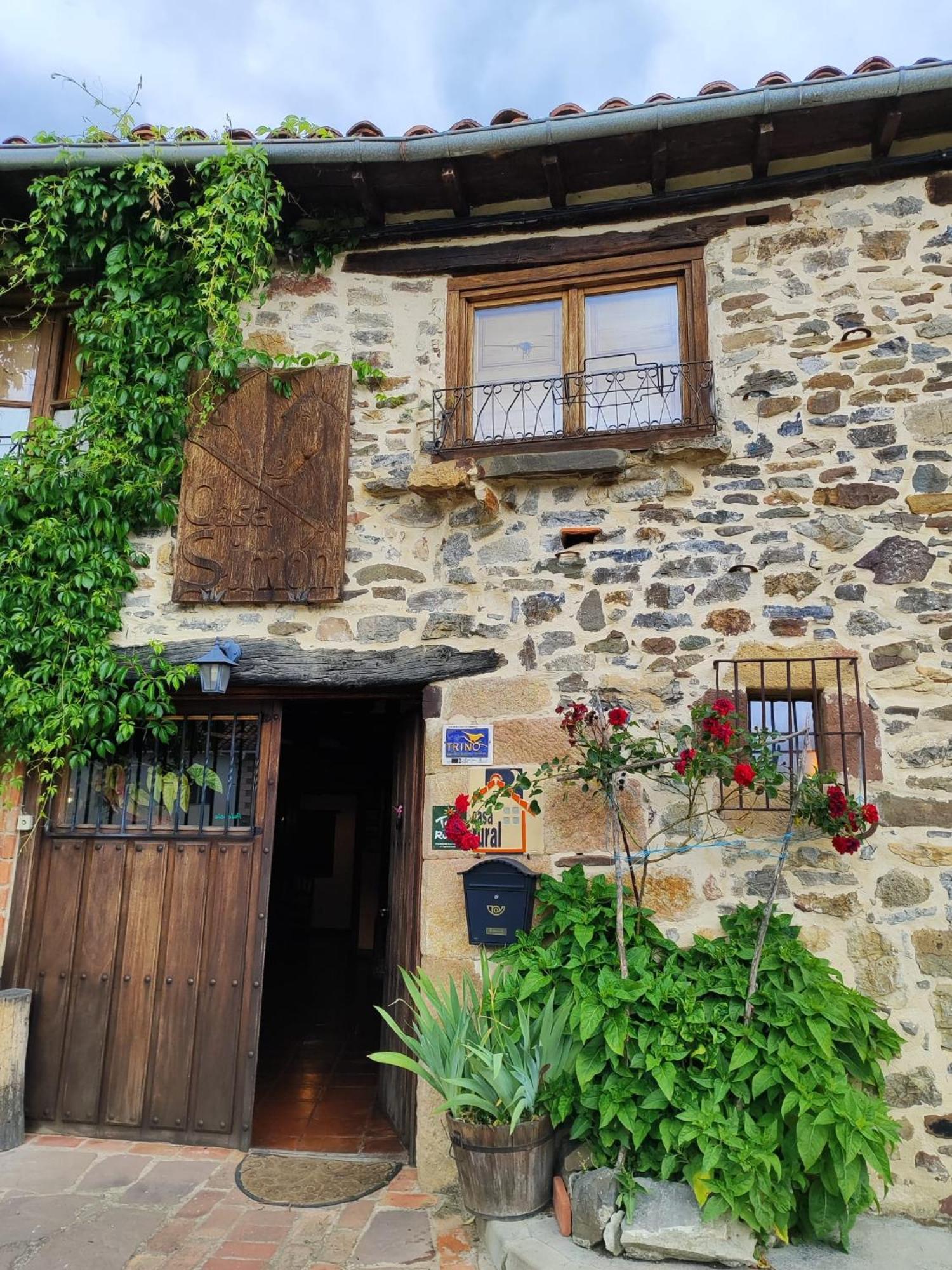 Gasthaus Casa Simon Cervera De Pisuerga Exterior foto